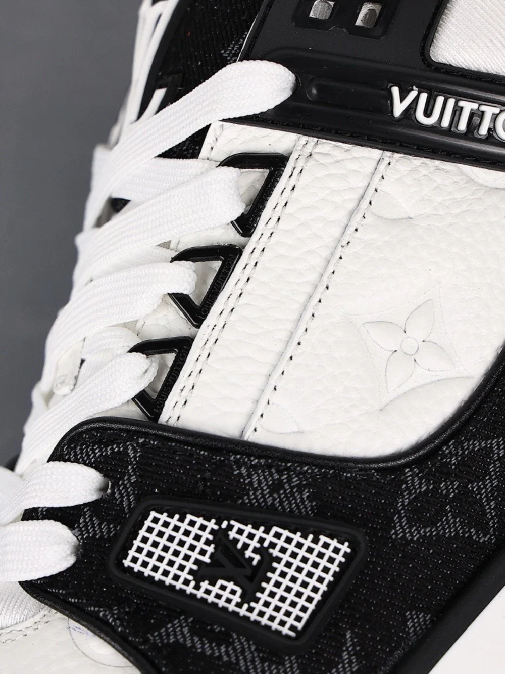 Louis Vuitton White and Black Men's Low-Top Sneaker